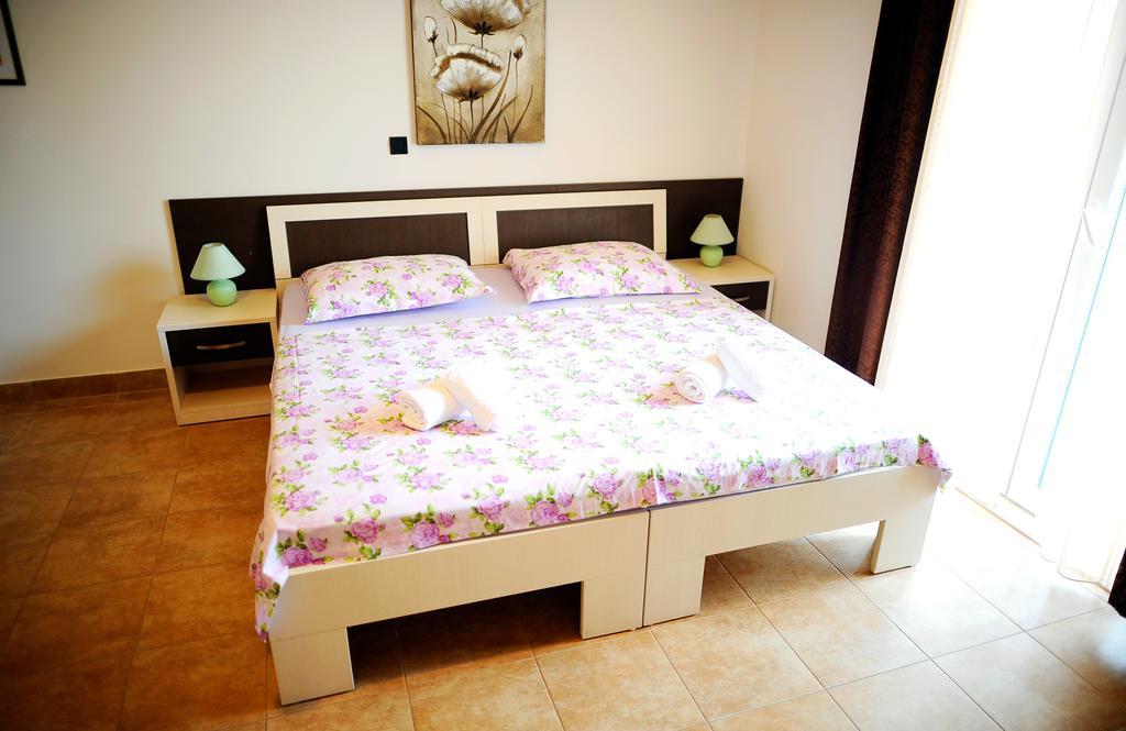 Apartments&rooms Jelavic