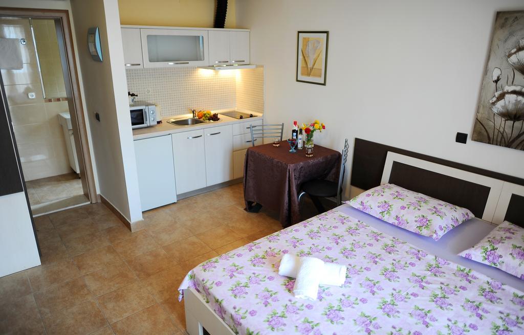 Apartments&rooms Jelavic Seget Vranjica
