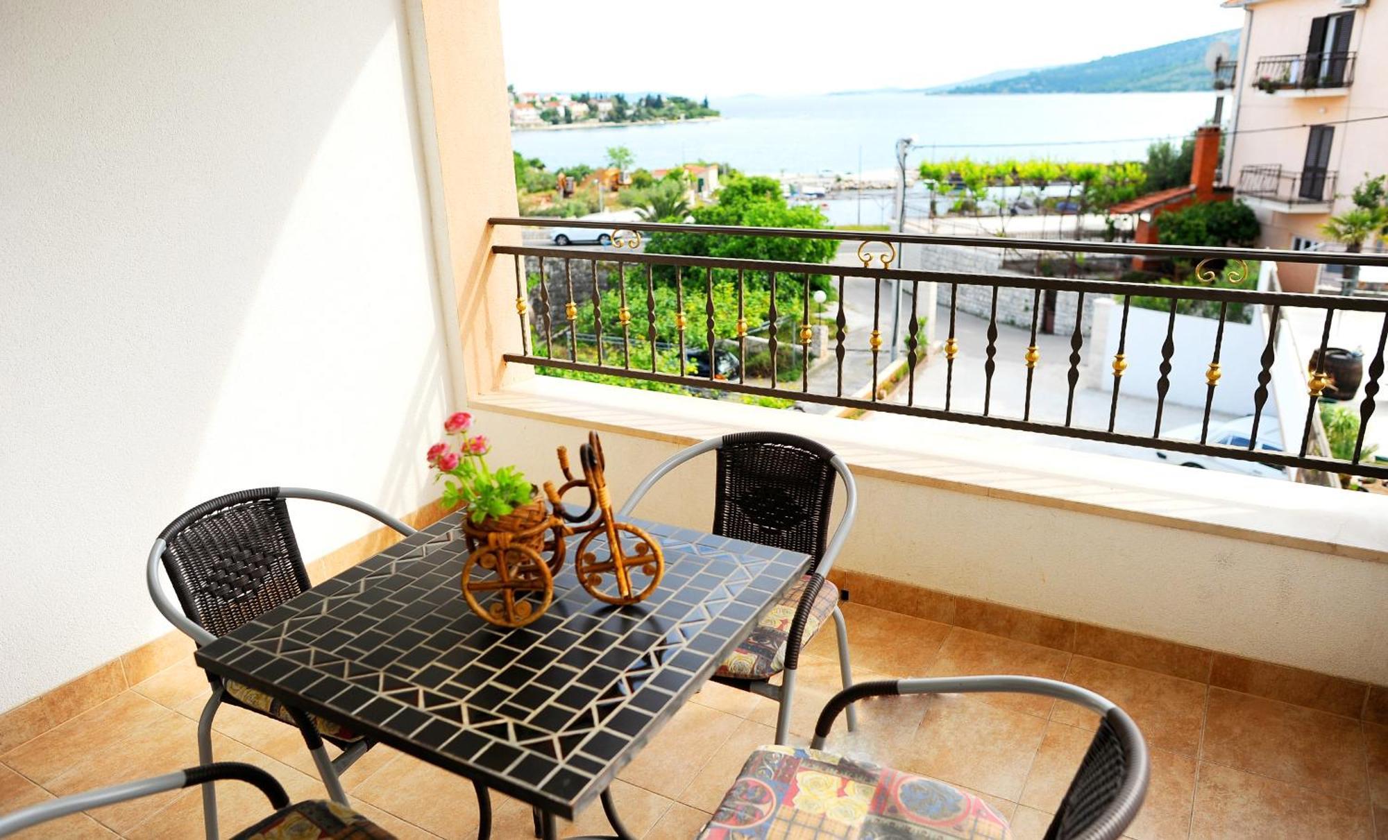 Apartments&rooms Jelavic Apartman Seget Vranjica
